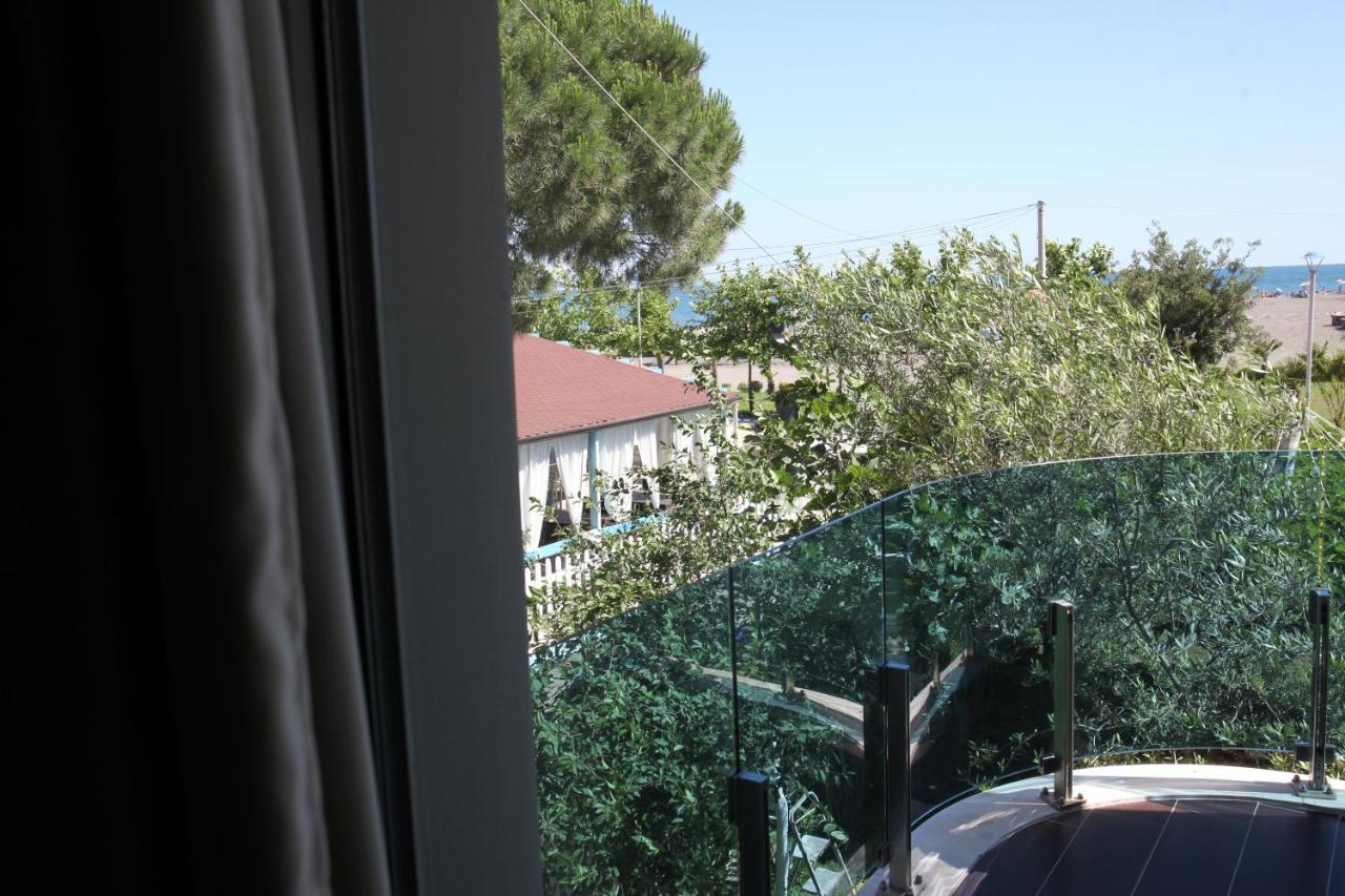 Freskia Resort Velipojë Exteriör bild