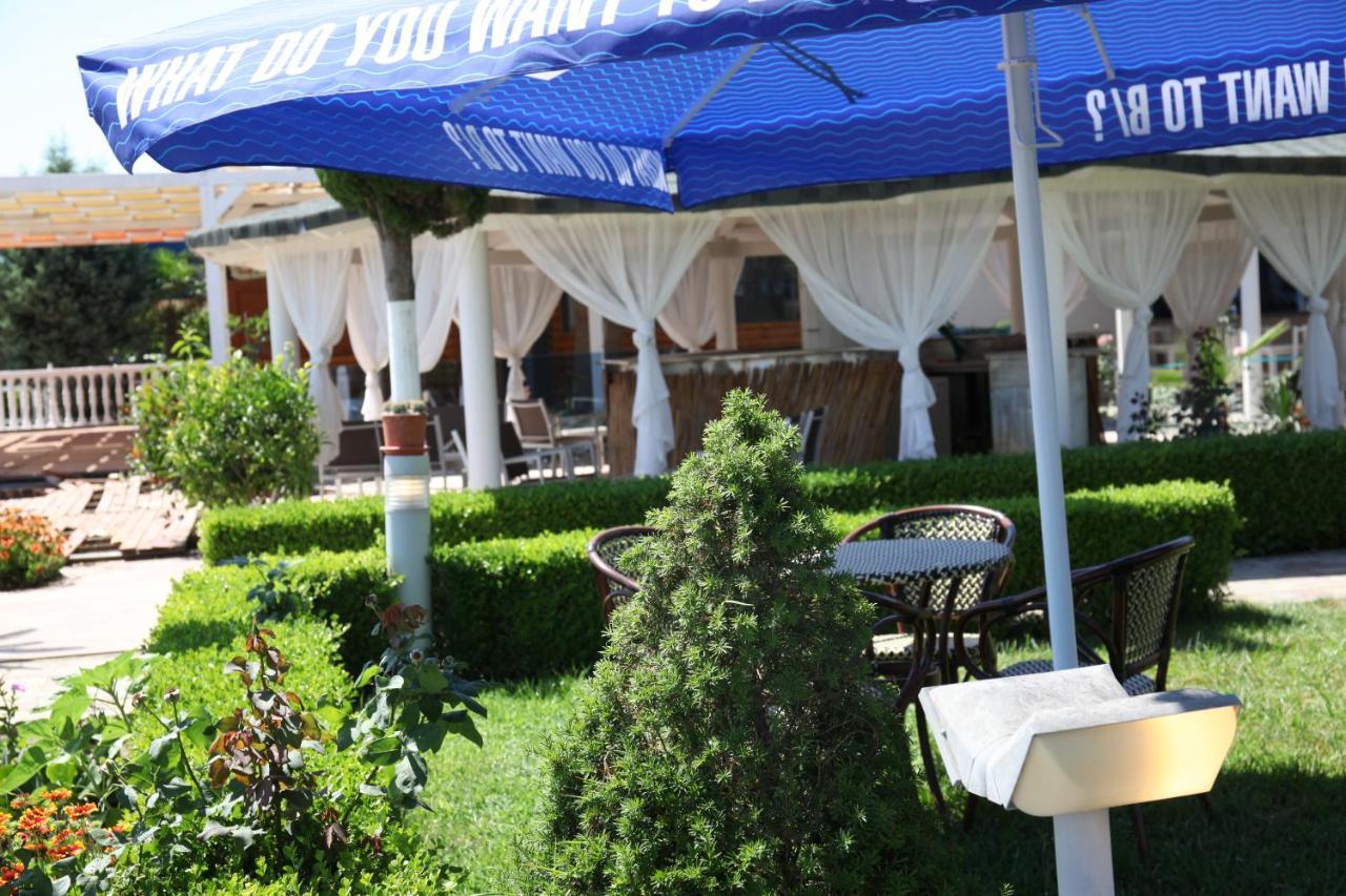Freskia Resort Velipojë Exteriör bild