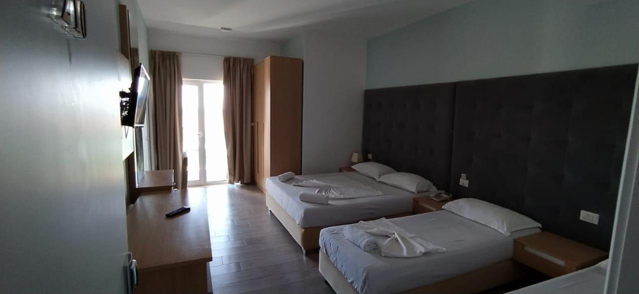 Freskia Resort Velipojë Exteriör bild