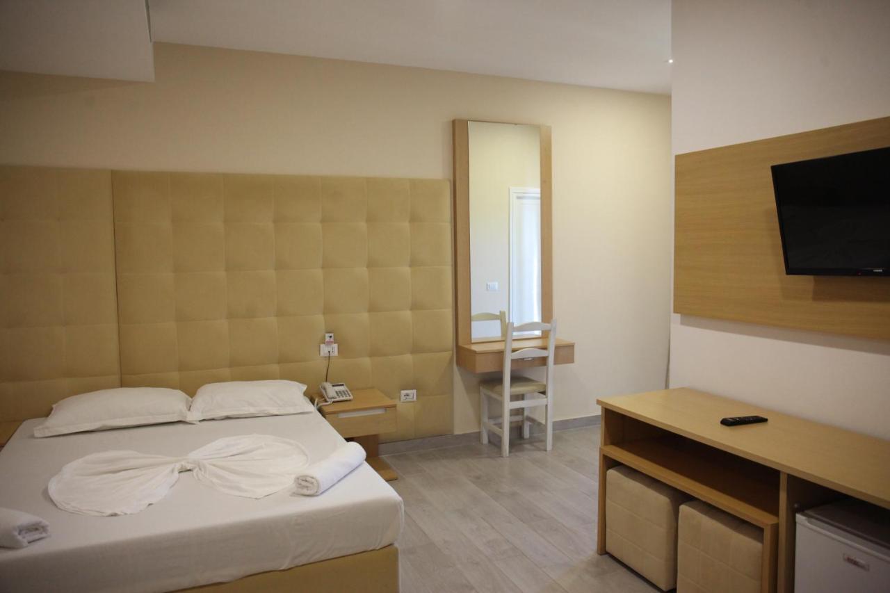 Freskia Resort Velipojë Exteriör bild