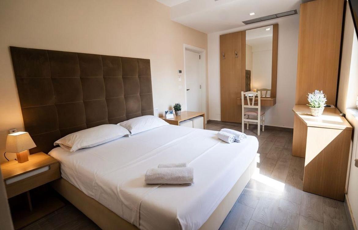 Freskia Resort Velipojë Exteriör bild