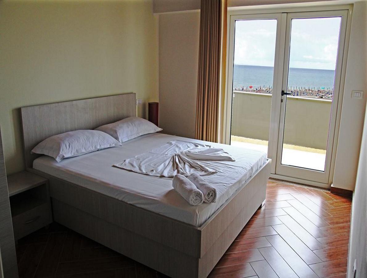 Freskia Resort Velipojë Exteriör bild