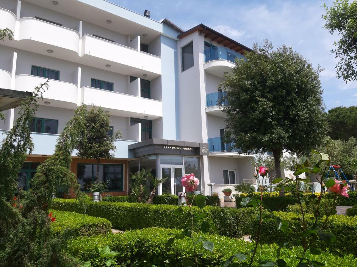 Freskia Resort Velipojë Exteriör bild